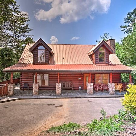 Pigeon Forge Getaway With Covered Patio And Hot Tub! Εξωτερικό φωτογραφία